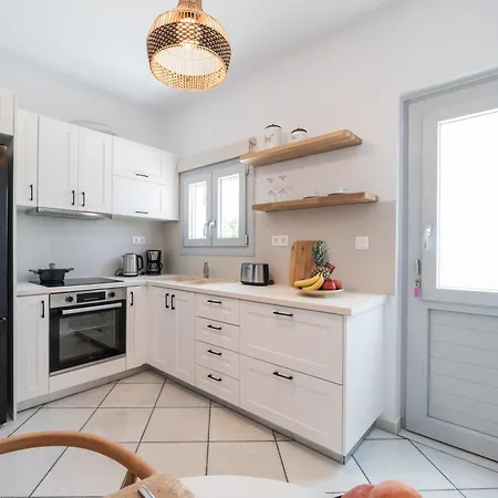 בית נופש Disis Naxos City